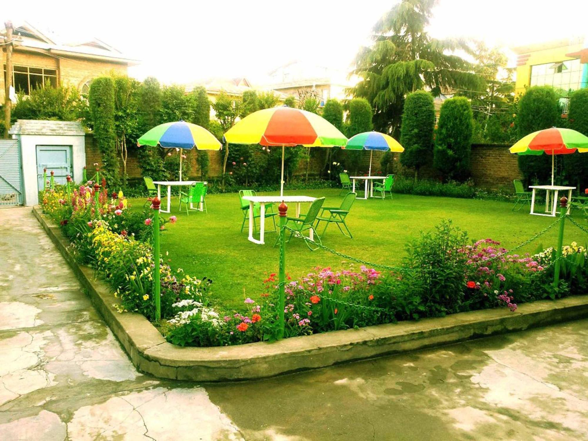 Srīnagar نزل إكرام بيد&بريكفاست المظهر الخارجي الصورة